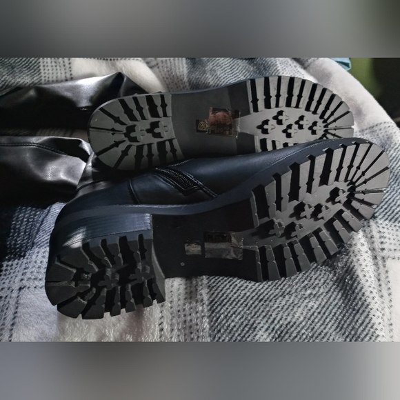 Azaleas Wang thigh high boots.Wbx new never use - Picture 4 of 8